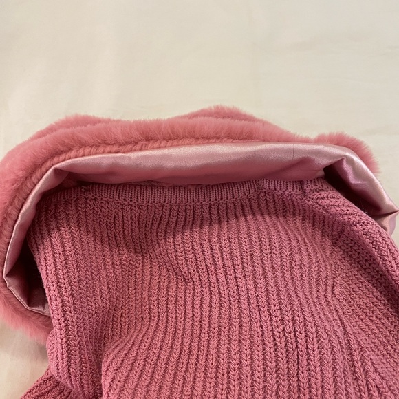 ASOS DESIGN Petite cardigan with faux fur collar in pink - Picture 5 of 5